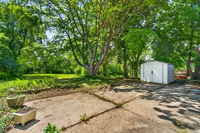 4435  Glenway St, Wauwatosa, WI 53225 - Photo 9