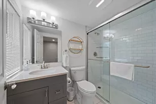 816 Wisconsin St, Lake Geneva, WI 53147 - Photo 7