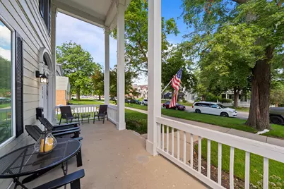816  Wisconsin St, Lake Geneva, WI 53147 - Photo 9
