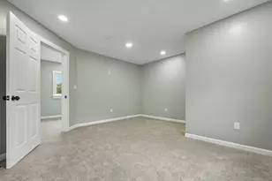 3528 N 87th St, Milwaukee, WI 53222 - Photo 33