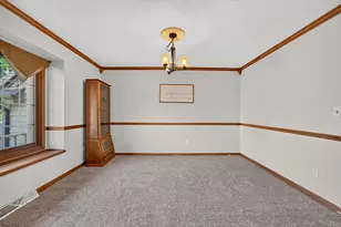 S93W33523 Fieldside Ct, Mukwonago, WI 53149 - Photo 9