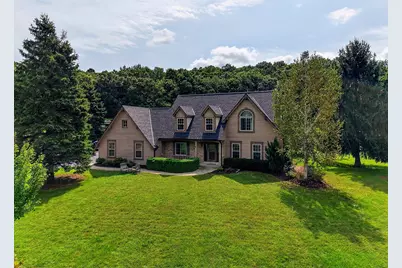 S93W33523  Fieldside Ct, Mukwonago, WI 53149 - Photo 5