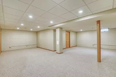 W241N5730  Birchwood Ln, Sussex, WI 53089 - Photo 37