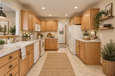 W241N5730  Birchwood Ln, Sussex, WI 53089 - Photo 9