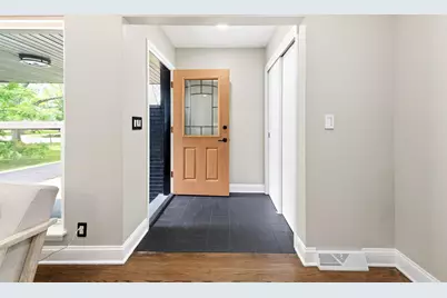 7470 N Navajo Rd, Fox Point, WI 53217 - Photo 3