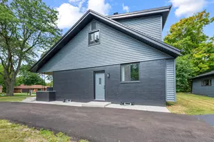 7470 N Navajo Rd, Fox Point, WI 53217 - Photo 49