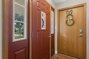 635 W Briarknoll Ct, Saukville, WI 53080 - Photo 21