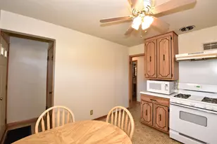 4046 N 85th St, Milwaukee, WI 53222 - Photo 15
