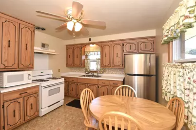 4046 N 85th St, Milwaukee, WI 53222 - Photo 11