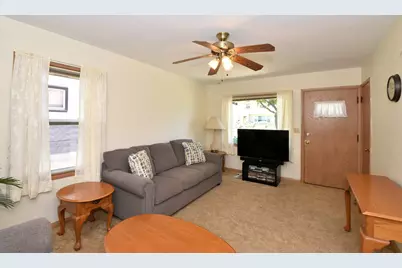 4046 N 85th St, Milwaukee, WI 53222 - Photo 3