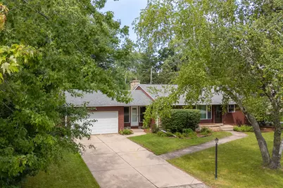 228 W. W Brentwood Ln, Glendale, WI 53217 - Photo 31