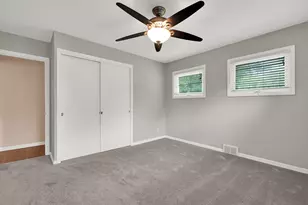 228 W Brentwood Ln, Glendale, WI 53217 - Photo 13