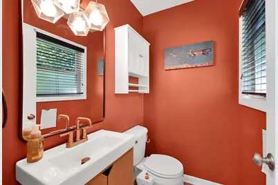 228 W. W Brentwood Ln, Glendale, WI 53217 - Photo 17