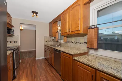 1624  36th St, Kenosha, WI 53140 - Photo 3