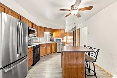 W157N10840  Catskill Ln, Germantown, WI 53022 - Photo 15