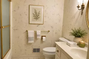 2115 W Norfolk Ct, Mequon, WI 53092 - Photo 23