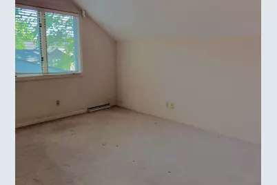 2115 W Norfolk Ct, Mequon, WI 53092 - Photo 17