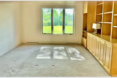 2115 W Norfolk Ct, Mequon, WI 53092 - Photo 11