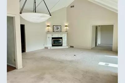 2115 W Norfolk Ct, Mequon, WI 53092 - Photo 9