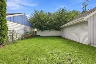 928 S 111th Pl, West Allis, WI 53214 - Photo 35