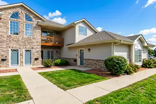 17364 W Lincoln Ave, New Berlin, WI 53146 - Photo 1