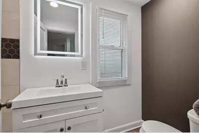 9251 W Swan Cir, Milwaukee, WI 53225 - Photo 33