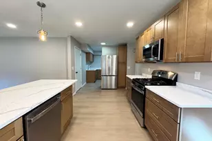 1614 Stardust Dr, Waukesha, WI 53186 - Photo 5