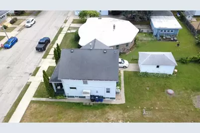 700  Grove Ave, Racine, WI 53405 - Photo 33