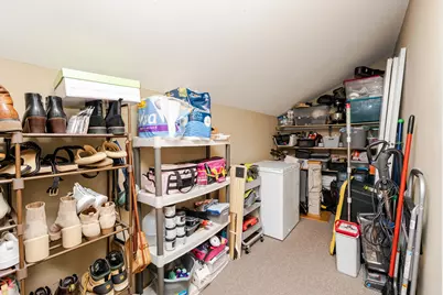 1061  Quinlan Dr #F, Pewaukee, WI 53072 - Photo 37