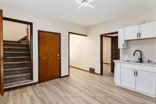 3809 N 15th St, Milwaukee, WI 53206 - Photo 15