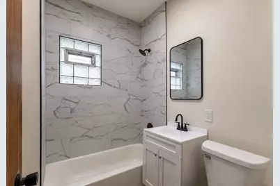 3809 N 15th St, Milwaukee, WI 53206 - Photo 21