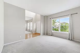 N102W14725 Kingshill Rd, Germantown, WI 53022 - Photo 9