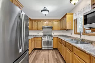 W1328 Glenwood Rd, Bloomfield, WI 53147 - Photo 7