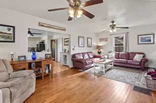 229 S Concord Rd, Oconomowoc, WI 53066 - Photo 7