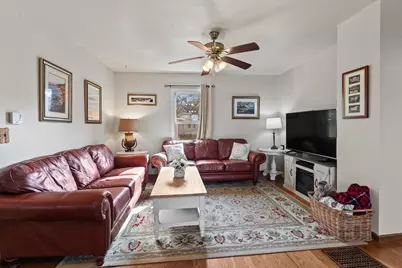 229  S Concord Rd, Oconomowoc, WI 53066 - Photo 9