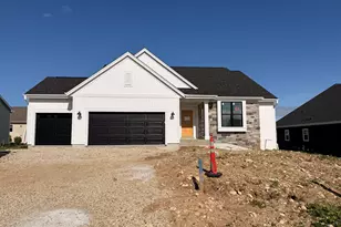 652 Mary Way, Slinger, WI 53086 - Photo 1