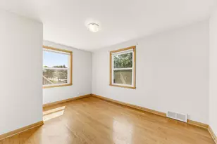 3744 N 100th St, Milwaukee, WI 53222 - Photo 15