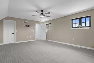 N57W19691  Holly Ct, Menomonee Falls, WI 53051 - Photo 31