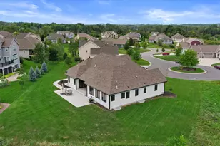 N57W19691 Holly Ct, Menomonee Falls, WI 53051 - Photo 51