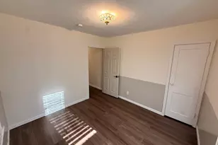 423 S 68th St, Milwaukee, WI 53214 - Photo 11