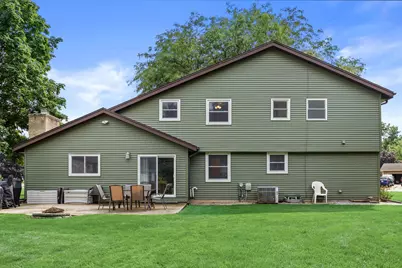 148  Beth Ct, Burlington, WI 53105 - Photo 3