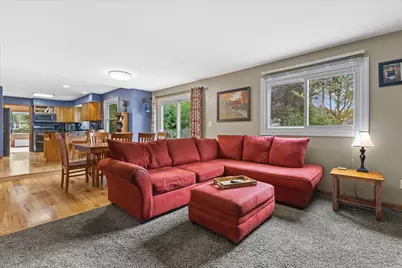 148  Beth Ct, Burlington, WI 53105 - Photo 9