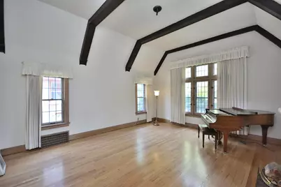 5109 W Washington Blvd, Milwaukee, WI 53208 - Photo 5