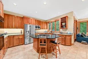 2850 S Amor Dr, New Berlin, WI 53146 - Photo 5