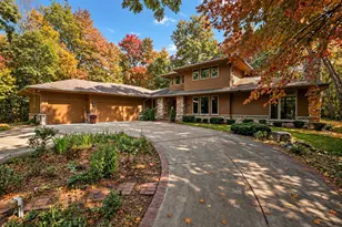 2850 S Amor Dr, New Berlin, WI 53146 - Photo 1