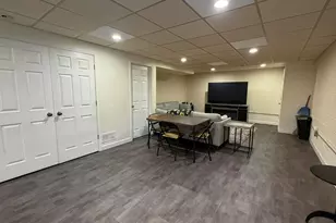 5544 N Dexter Ave, Glendale, WI 53209 - Photo 95