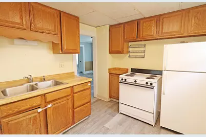 738  Broadway St, Sheboygan Falls, WI 53085 - Photo 11