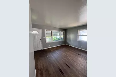 5708 N 97th St #5710, Milwaukee, WI 53225 - Photo 7