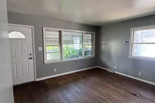 5708 N 97th St, Milwaukee, WI 53225 - Photo 7