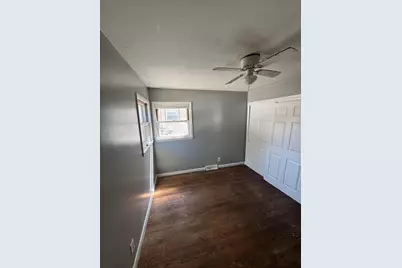 5708 N 97th St #5710, Milwaukee, WI 53225 - Photo 13